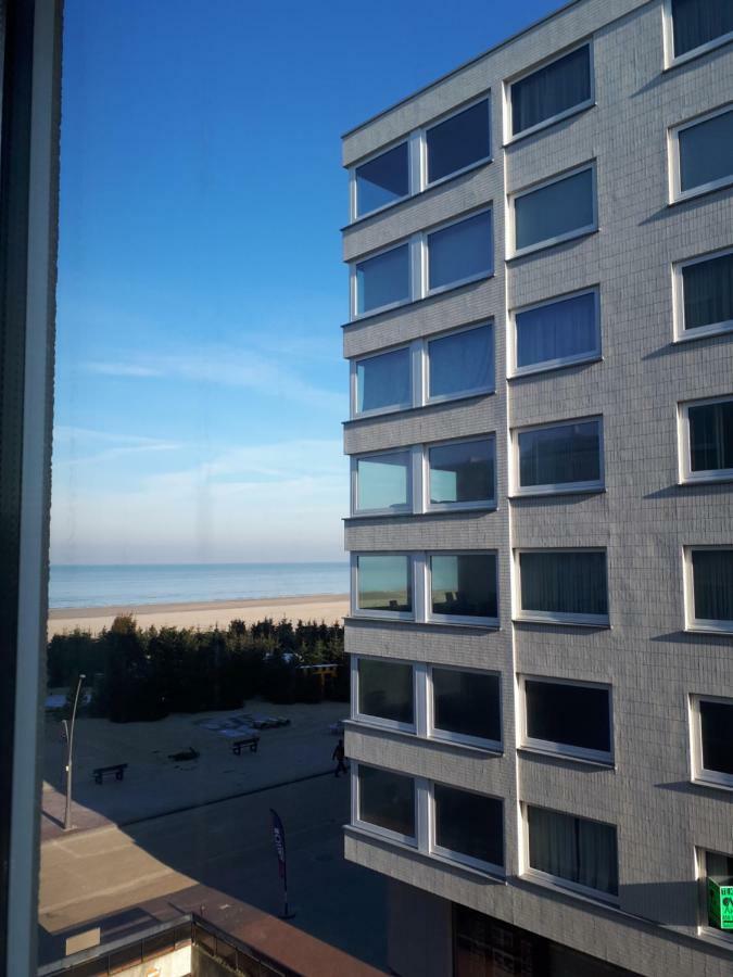 Shamrock Oostduinkerke Apartamento Exterior foto